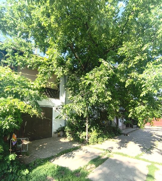 Jilava- Tineretului- Casa solida- 1000mp Teren-260mp -175.000 EUR